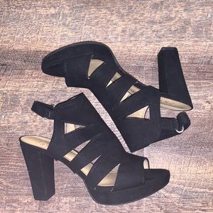 Naturalizer Strappy Heels